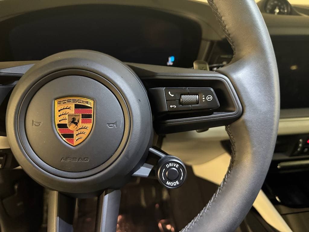 used 2025 Porsche Cayenne S E-Hybrid car