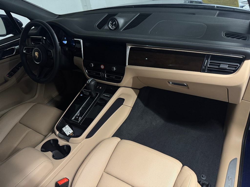 used 2025 Porsche Macan S car