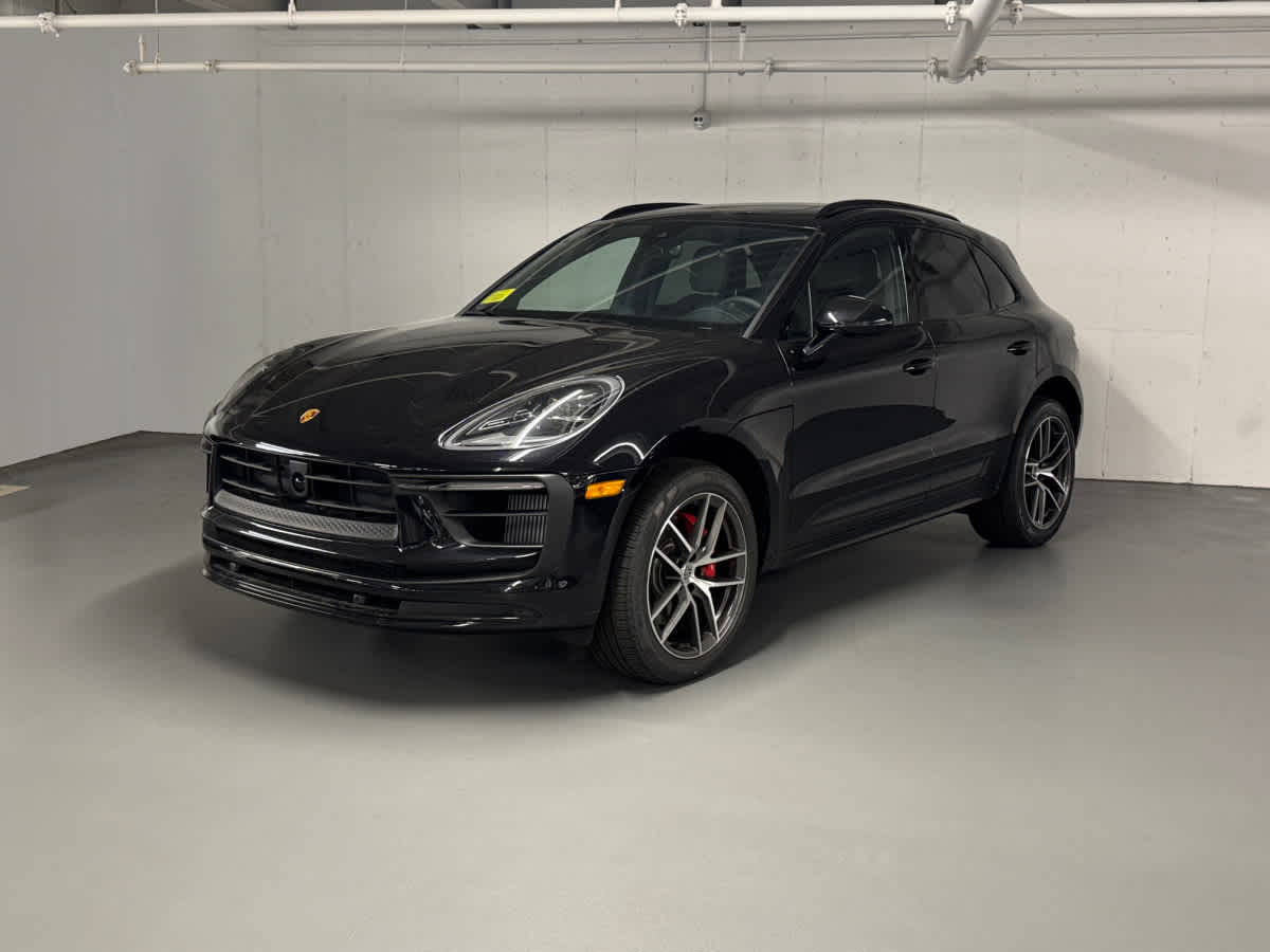 new 2025 Porsche Macan car