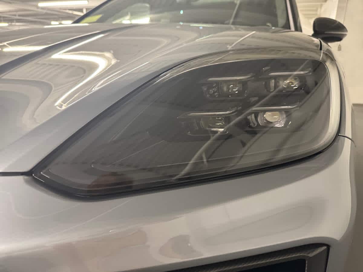new 2025 Porsche Cayenne car