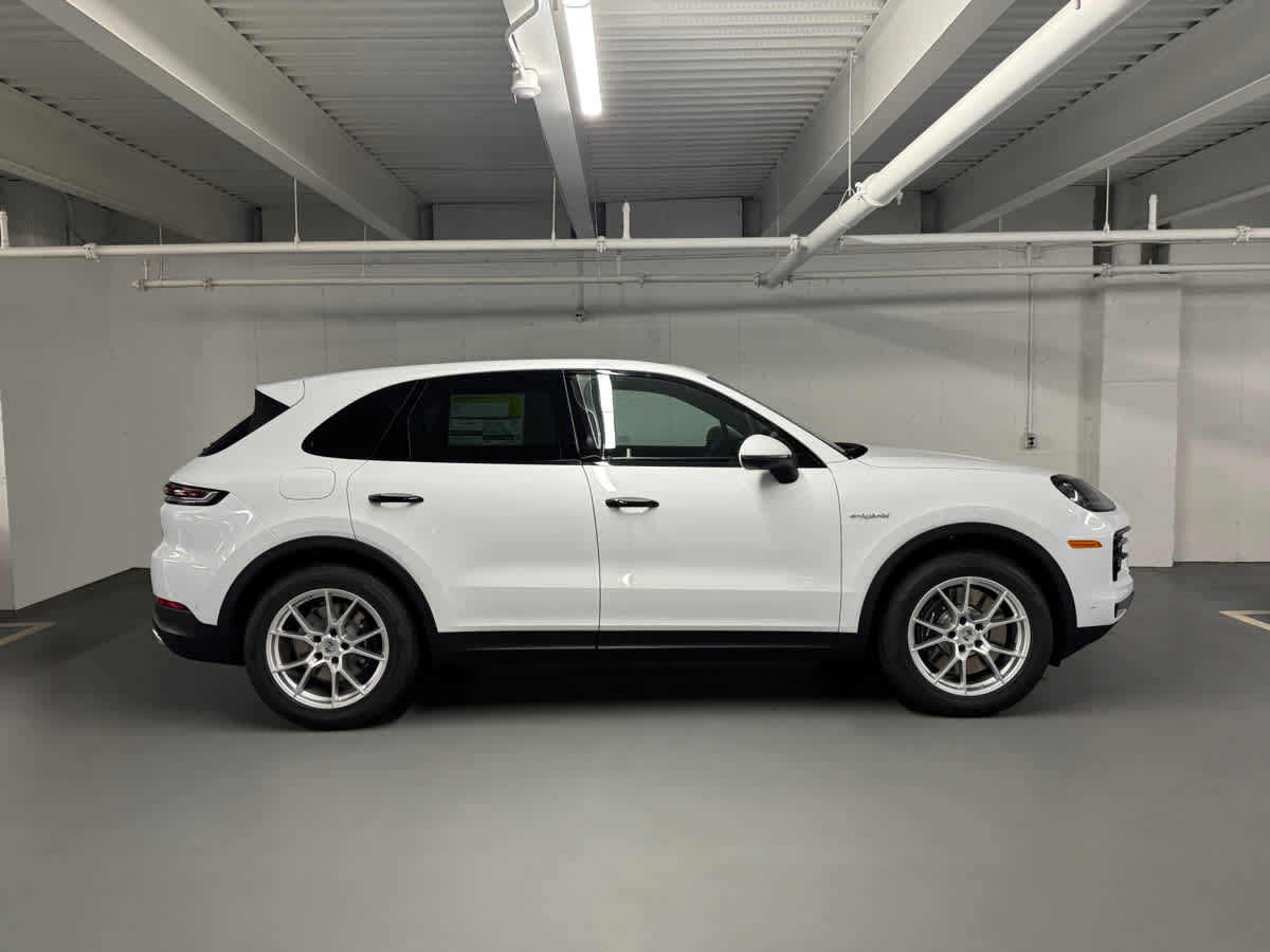 new 2026 Porsche Cayenne car