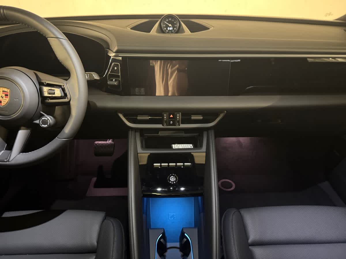 new 2025 Porsche Macan car