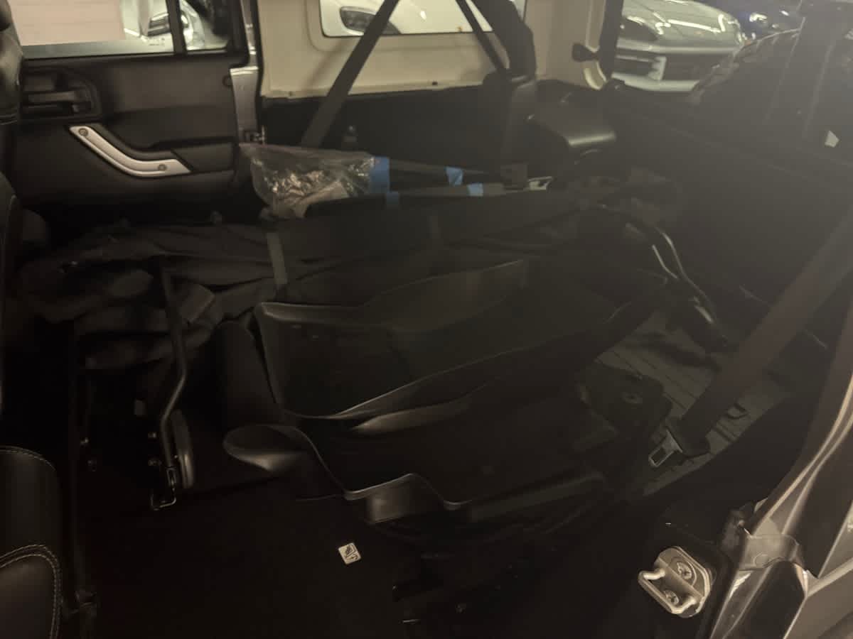 used 2014 Jeep Wrangler Unlimited car, priced at $20,497