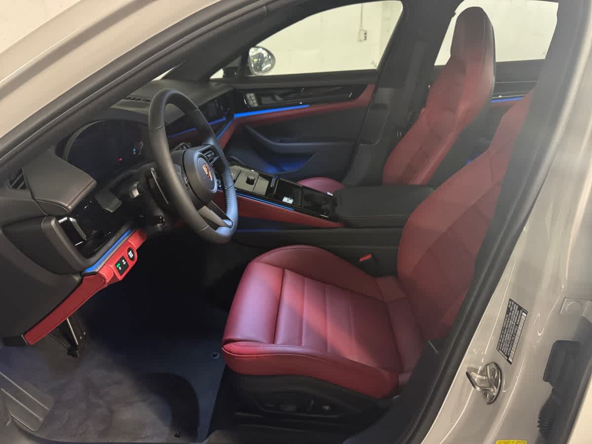 new 2025 Porsche Panamera car