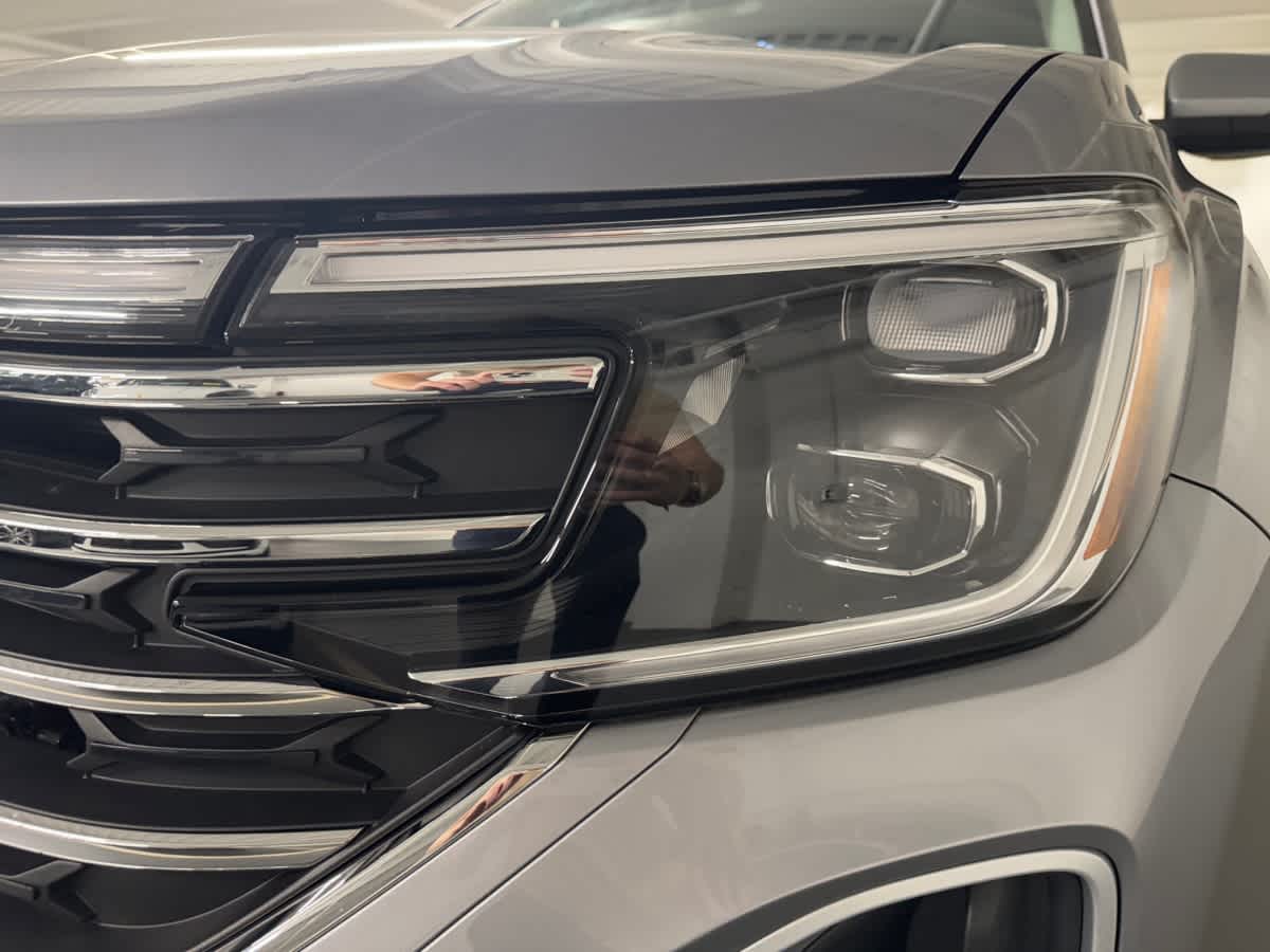 used 2024 Volkswagen Atlas car, priced at $35,497