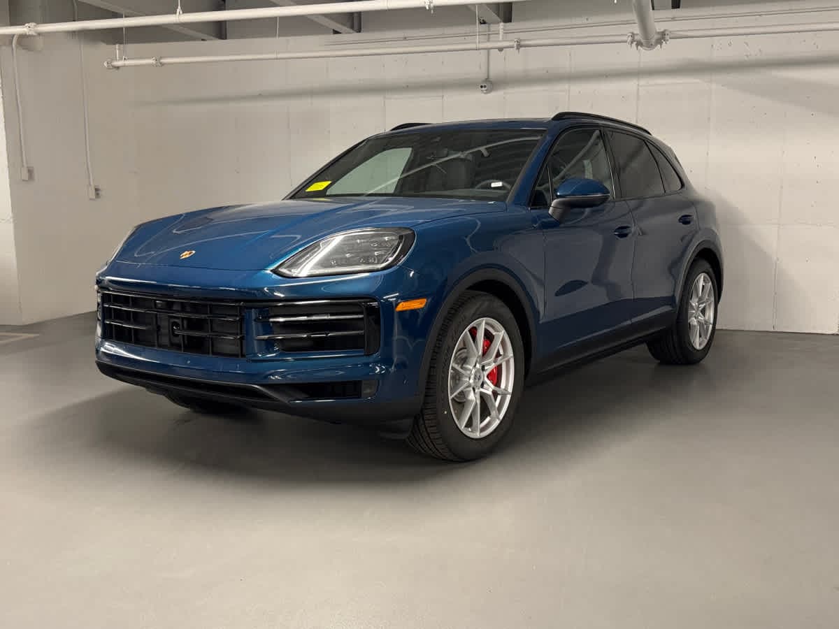 new 2025 Porsche Cayenne car
