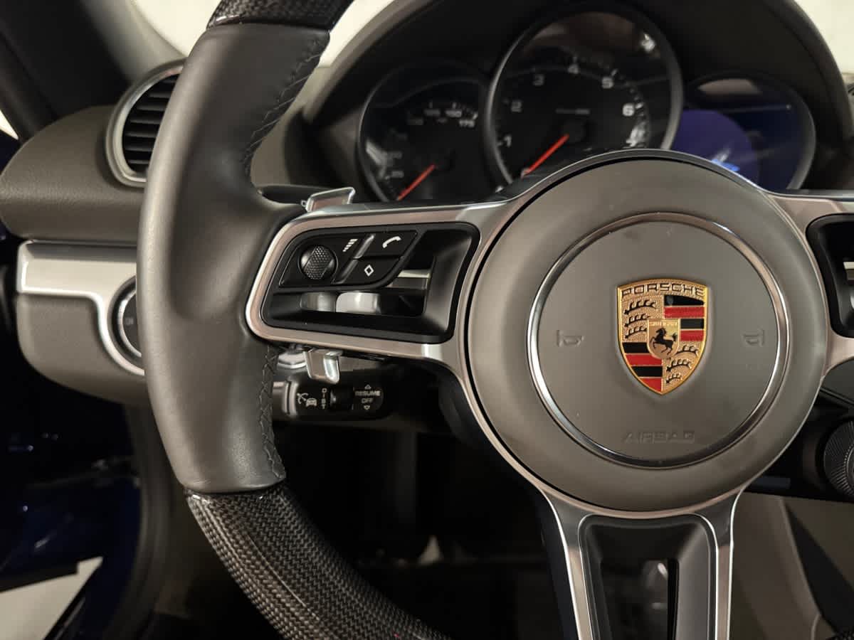 new 2024 Porsche 718 Boxster car
