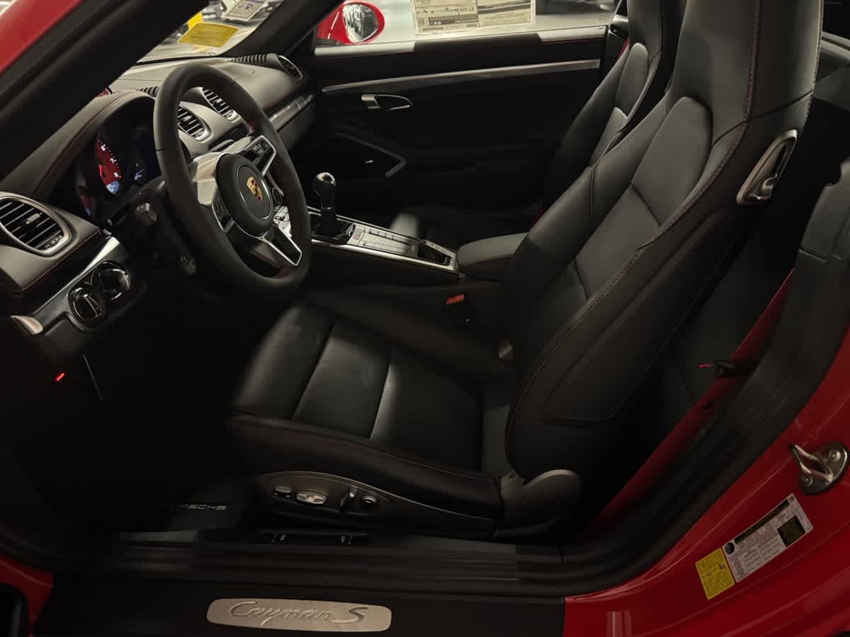 new 2025 Porsche 718 Cayman car