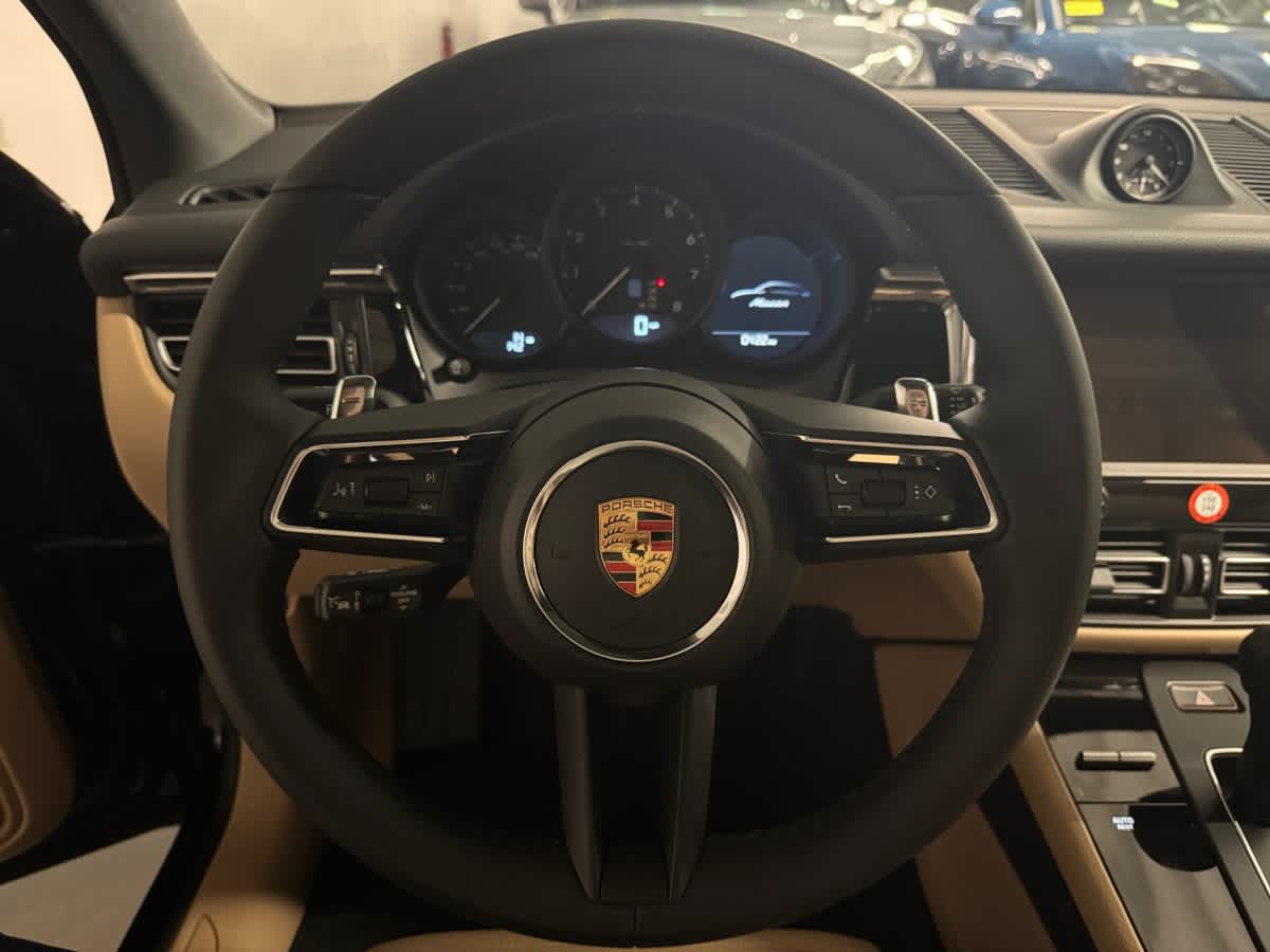 new 2025 Porsche Macan car