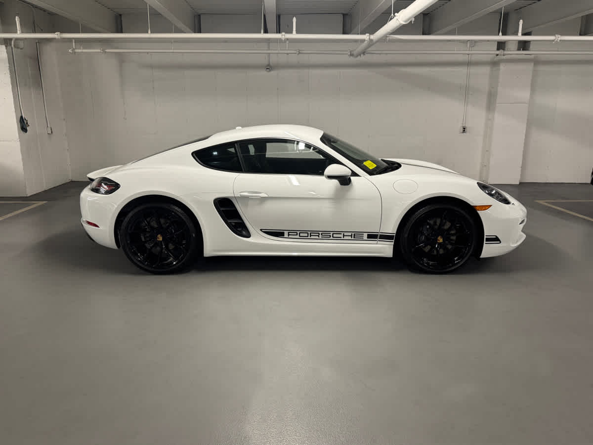 new 2025 Porsche 718 Cayman car