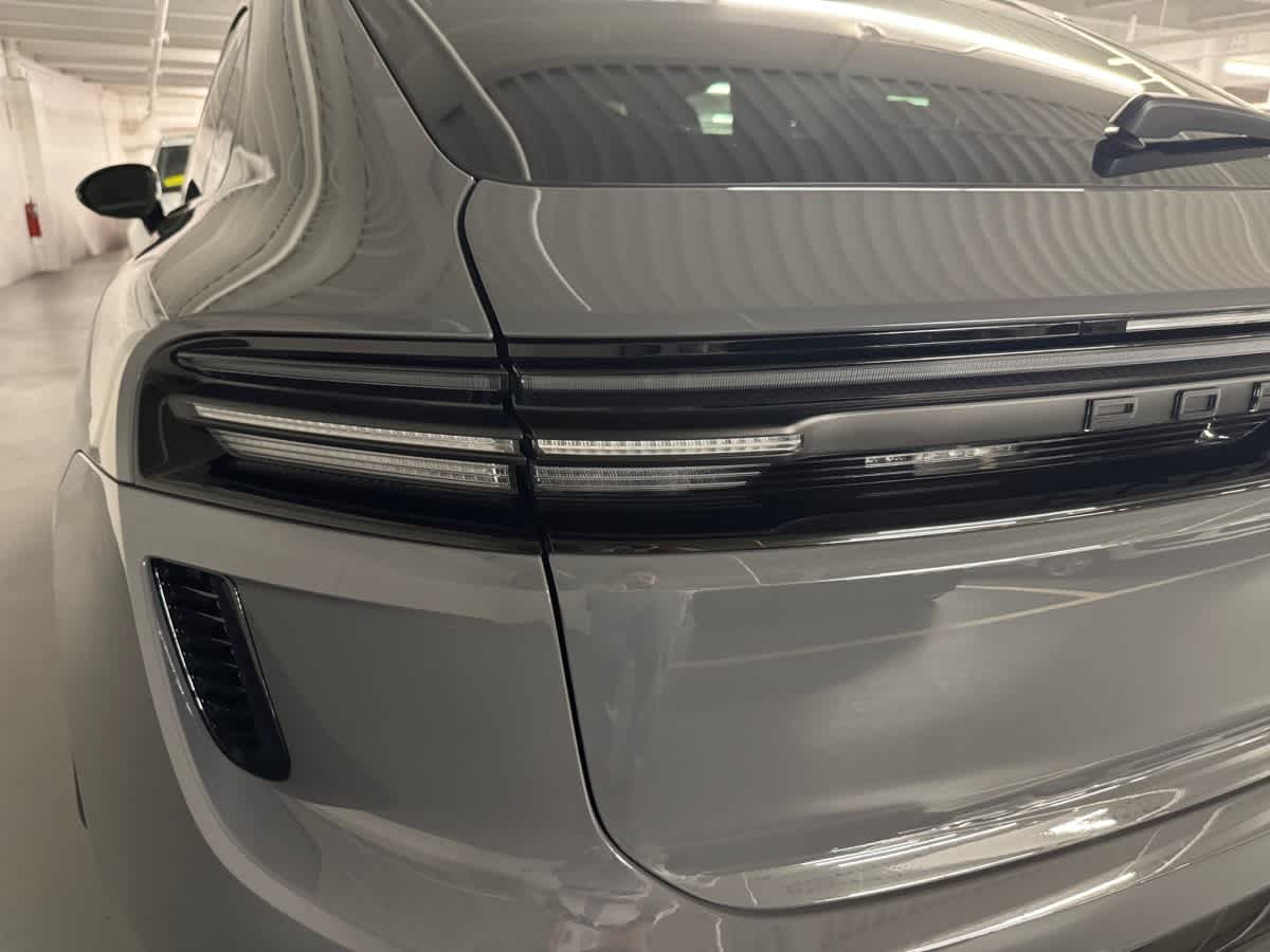 new 2025 Porsche Macan car