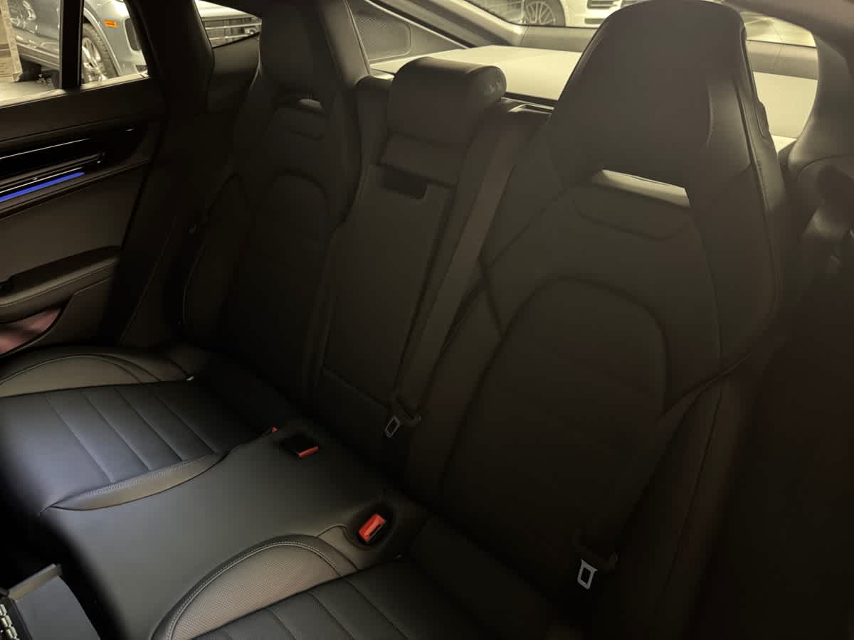 new 2025 Porsche Panamera car
