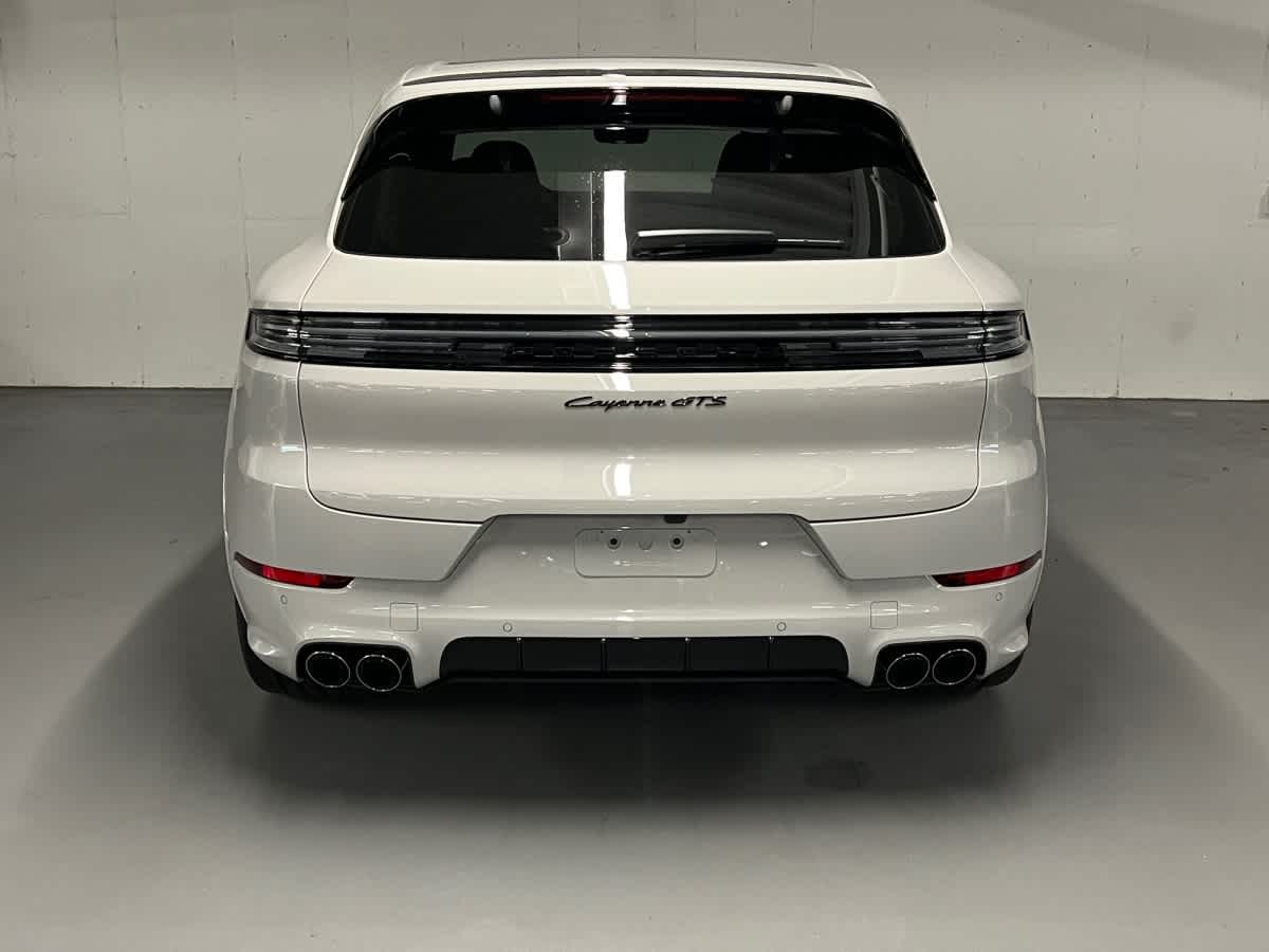 new 2026 Porsche Cayenne car