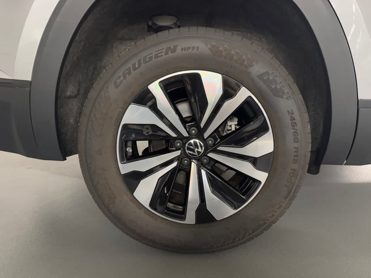 used 2024 Volkswagen Atlas car, priced at $35,497