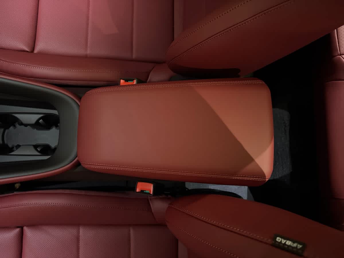new 2025 Porsche Macan car