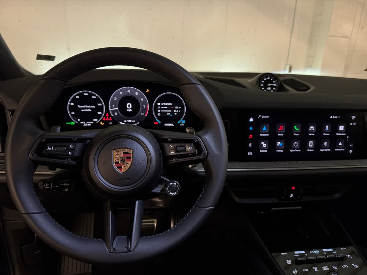 new 2025 Porsche Cayenne car