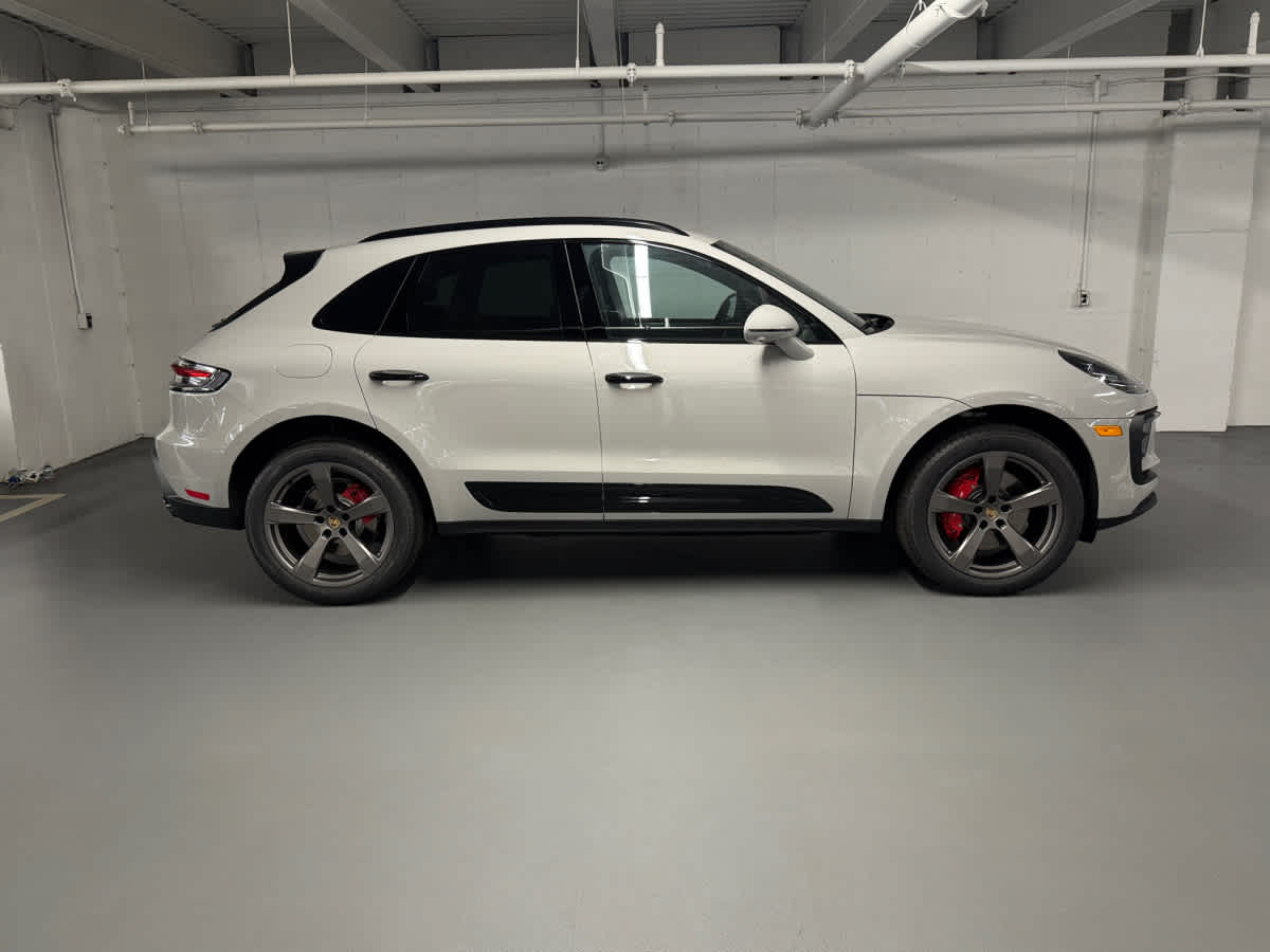 new 2025 Porsche Macan car