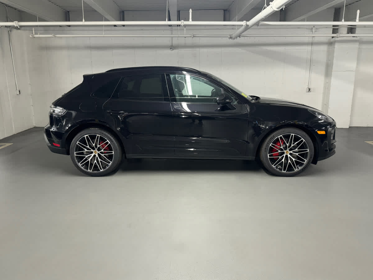 new 2025 Porsche Macan car