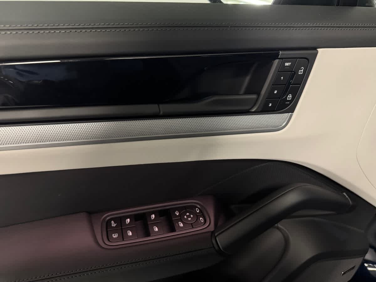new 2026 Porsche Cayenne car