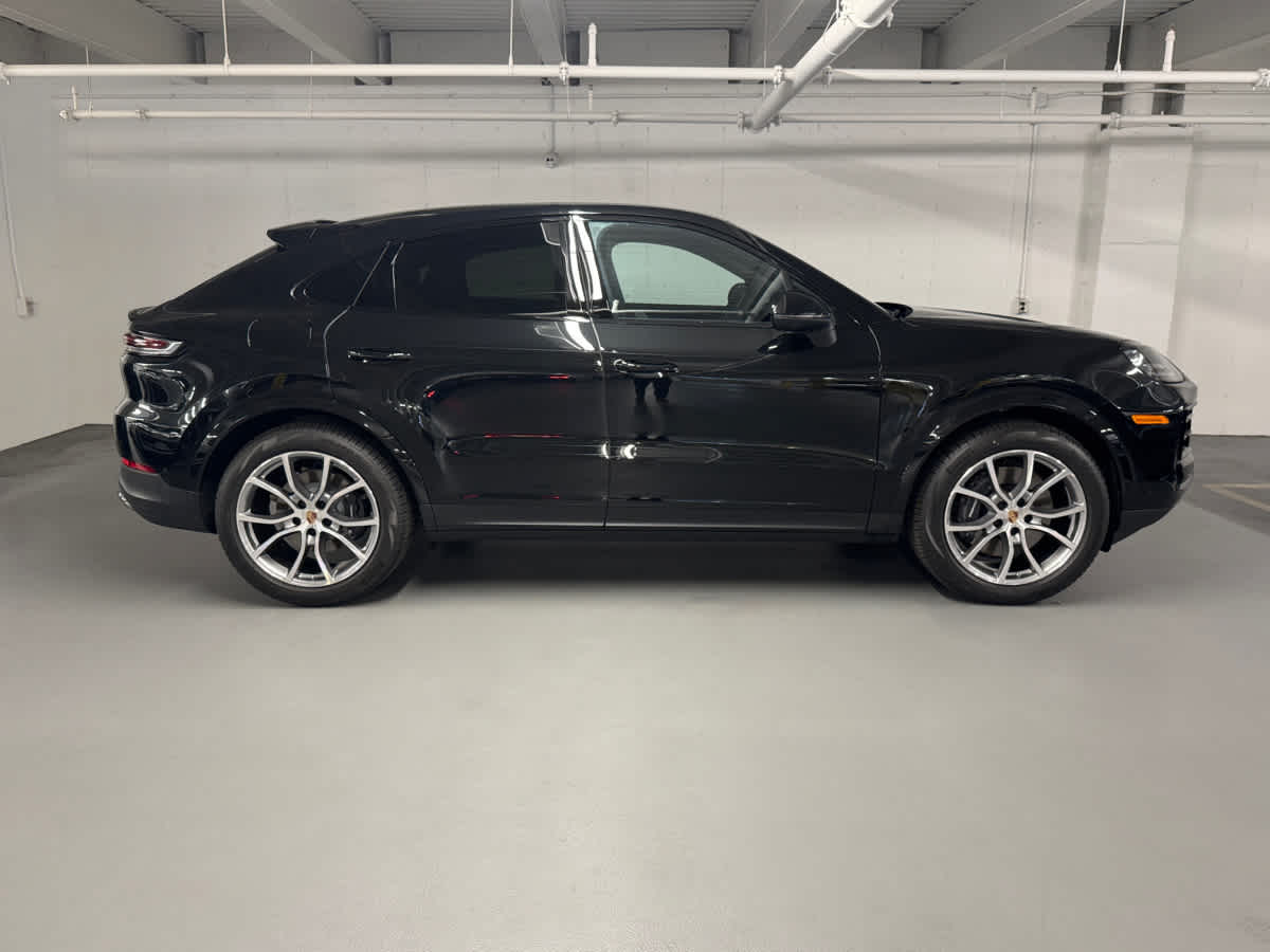 new 2025 Porsche Cayenne car