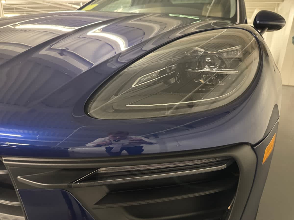 new 2025 Porsche Macan car