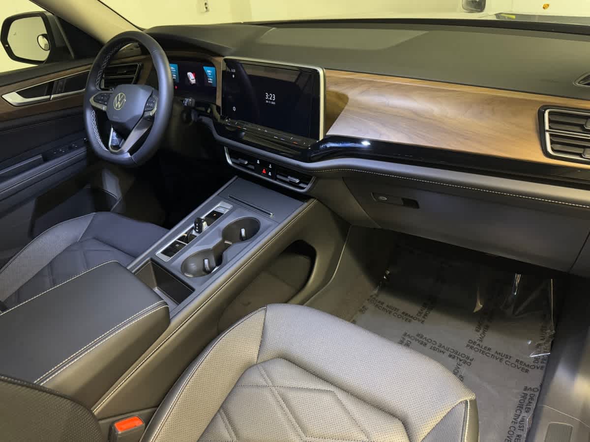used 2024 Volkswagen Atlas car, priced at $35,497