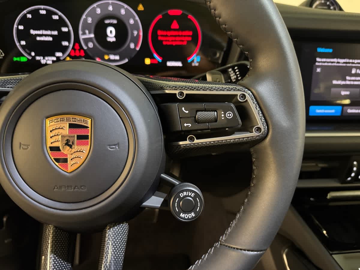 new 2025 Porsche Cayenne car