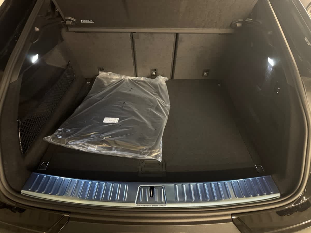 new 2026 Porsche Cayenne car