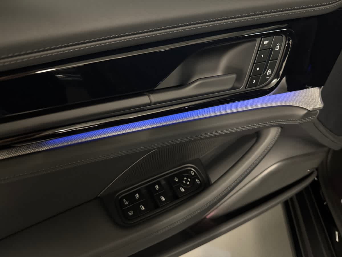 new 2025 Porsche Panamera car