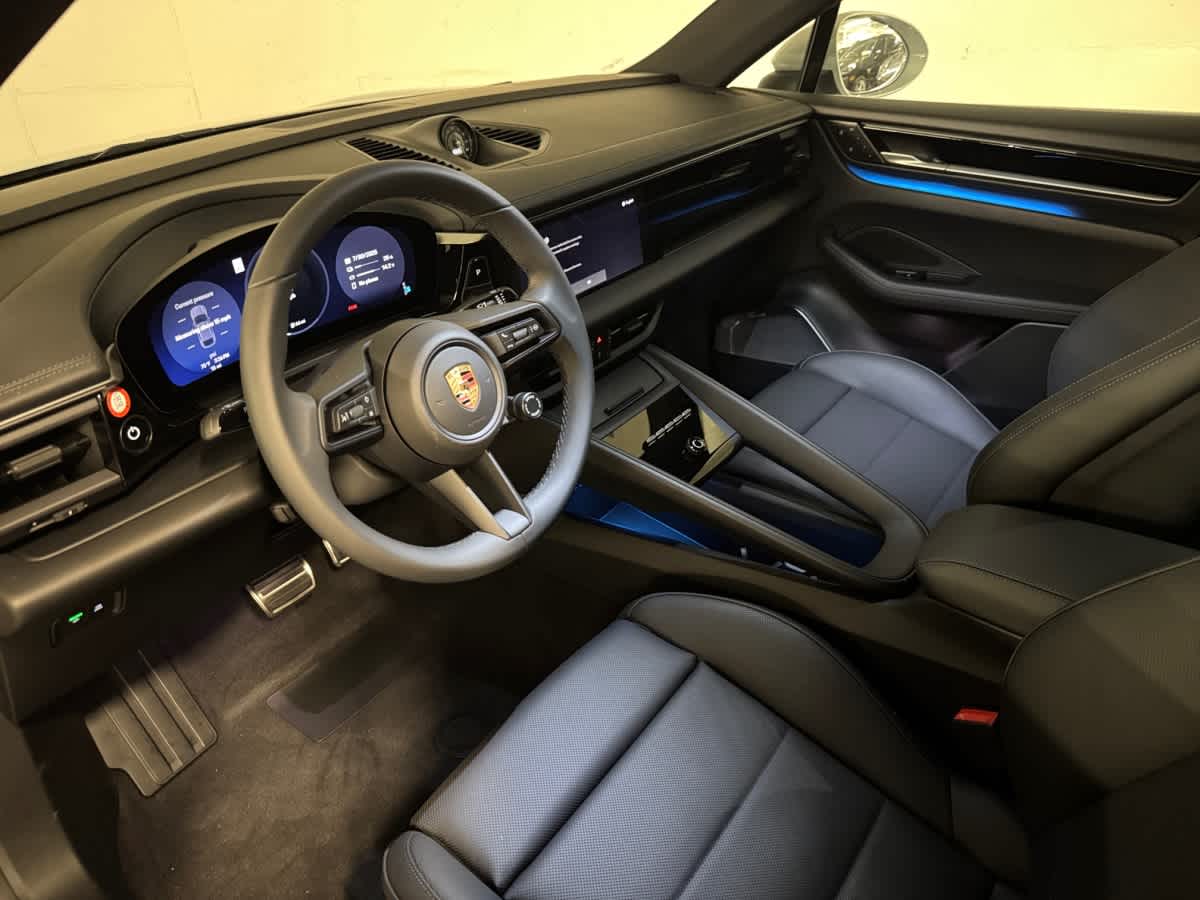 new 2025 Porsche Macan car