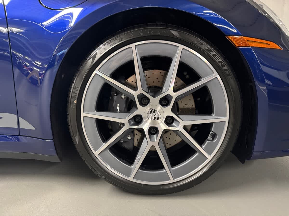 new 2025 Porsche 911 car