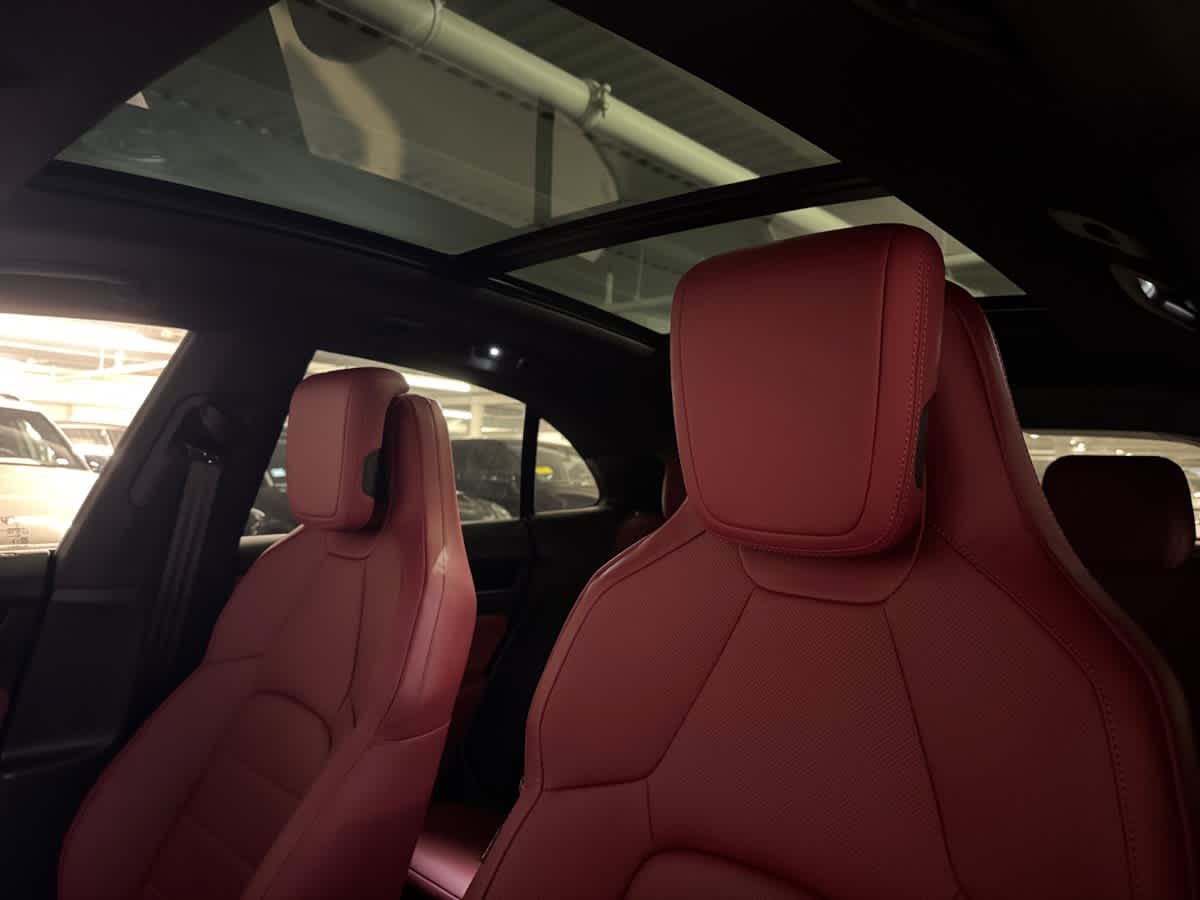 new 2025 Porsche Macan car