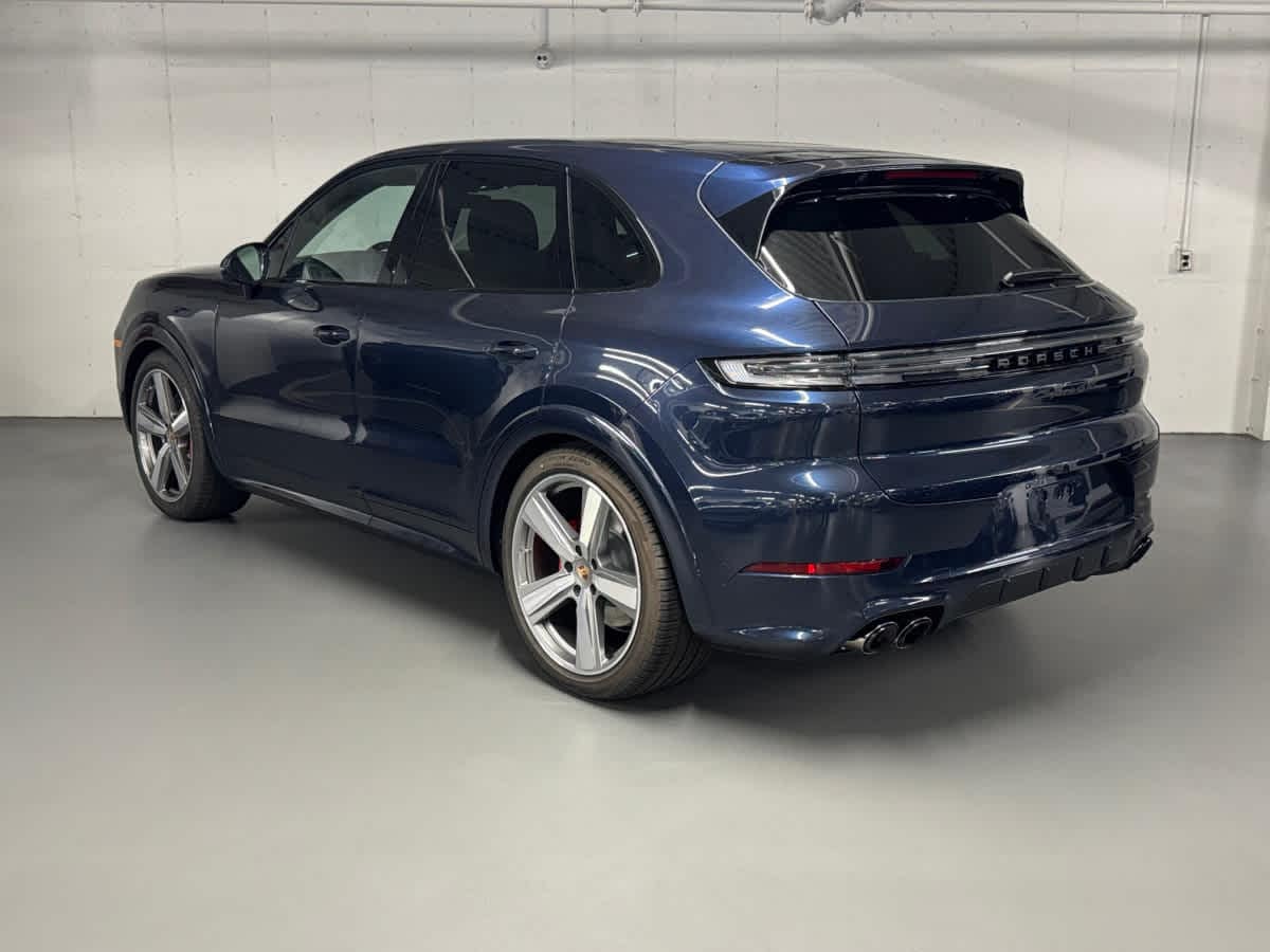 new 2025 Porsche Cayenne car