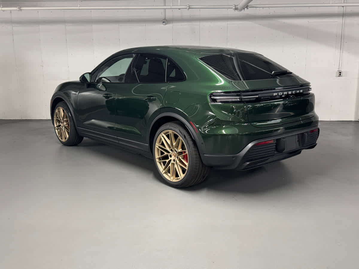 new 2025 Porsche Macan car