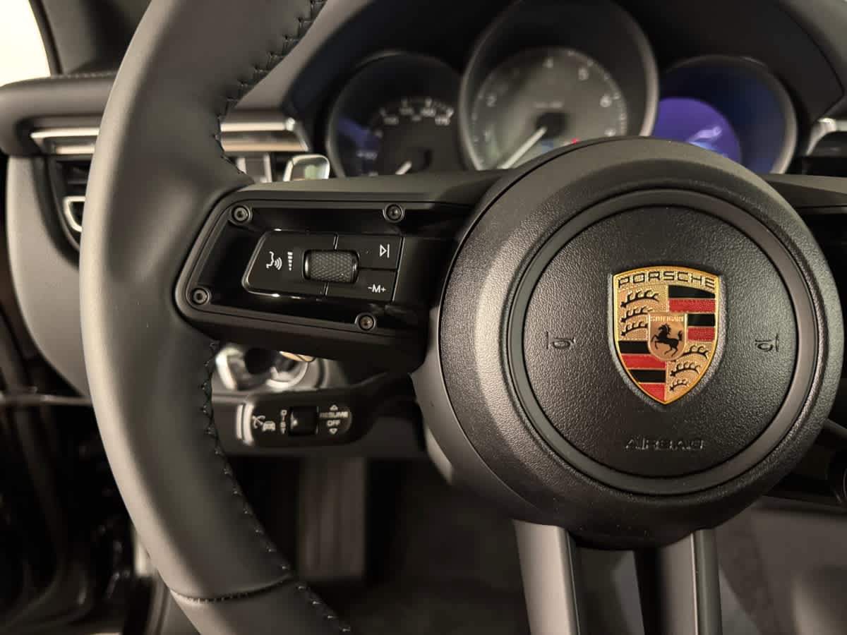 new 2025 Porsche Macan car