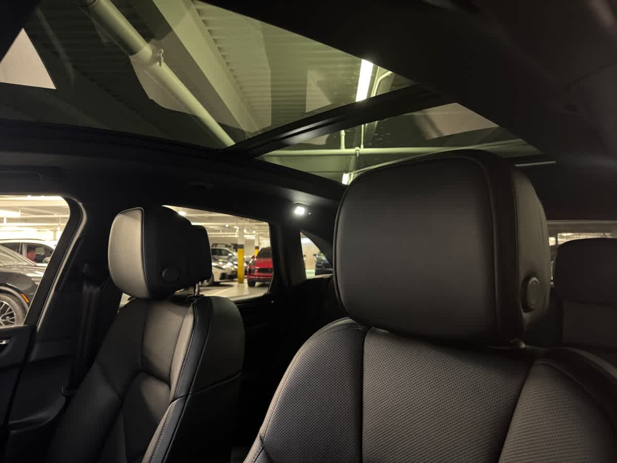 new 2025 Porsche Macan car
