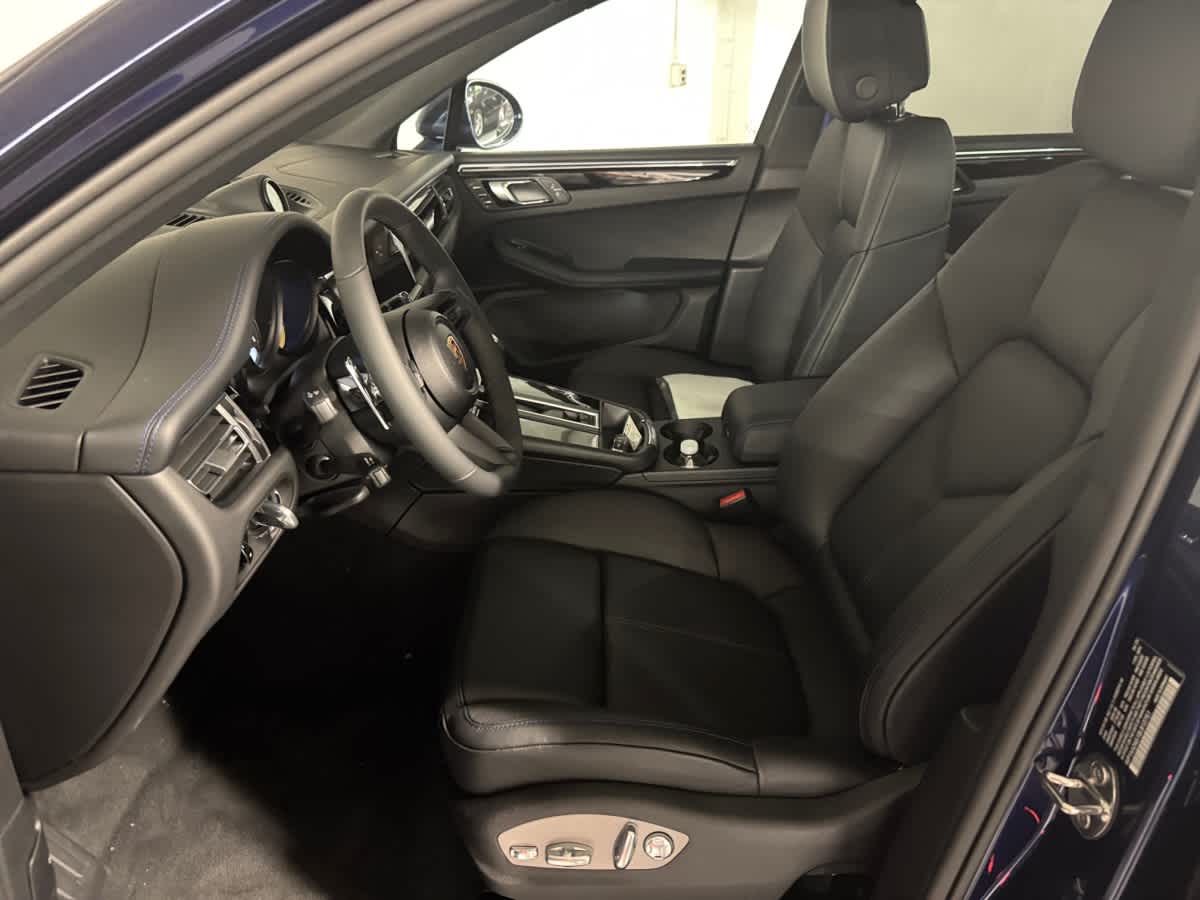 new 2025 Porsche Macan car