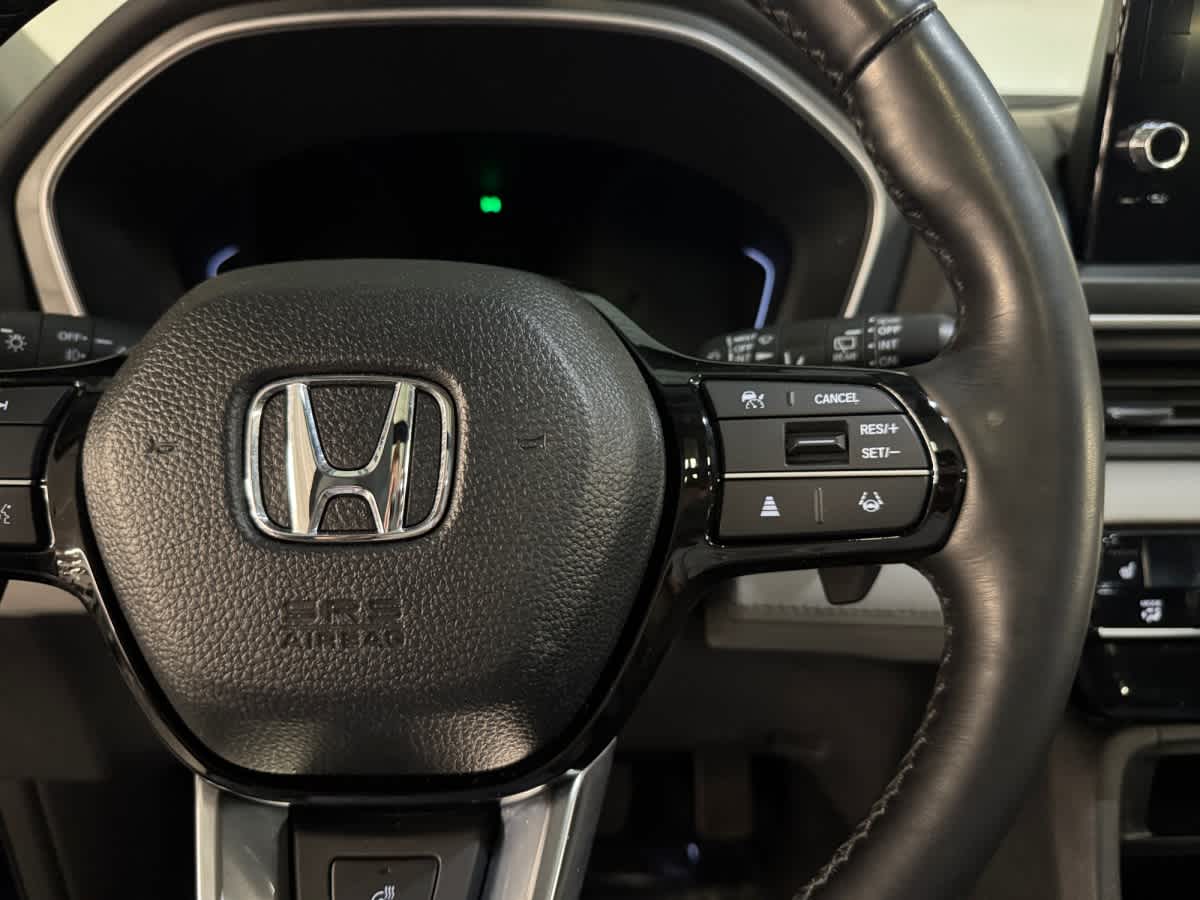 used 2023 Honda Pilot car, priced at $37,997