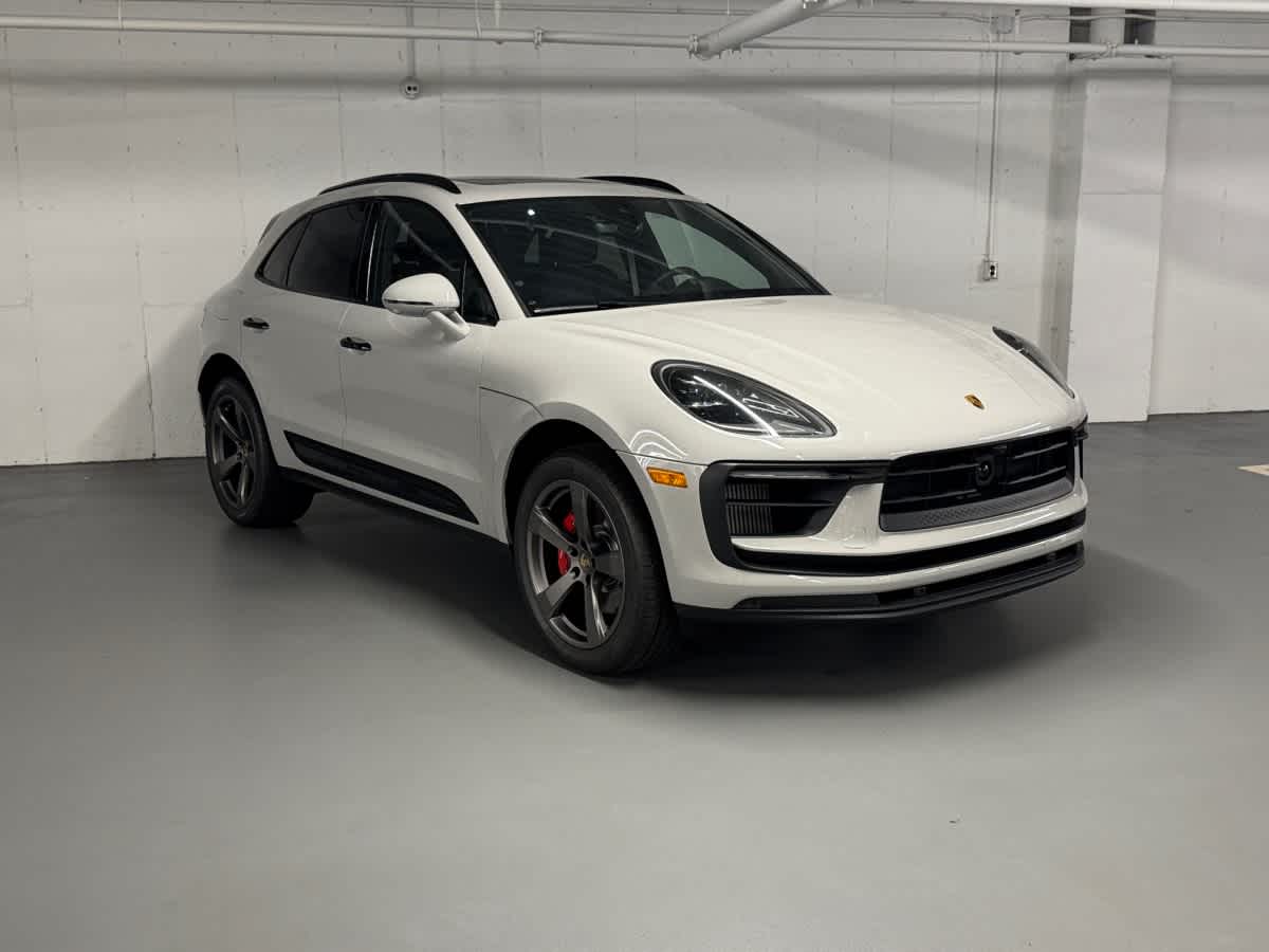 new 2025 Porsche Macan car