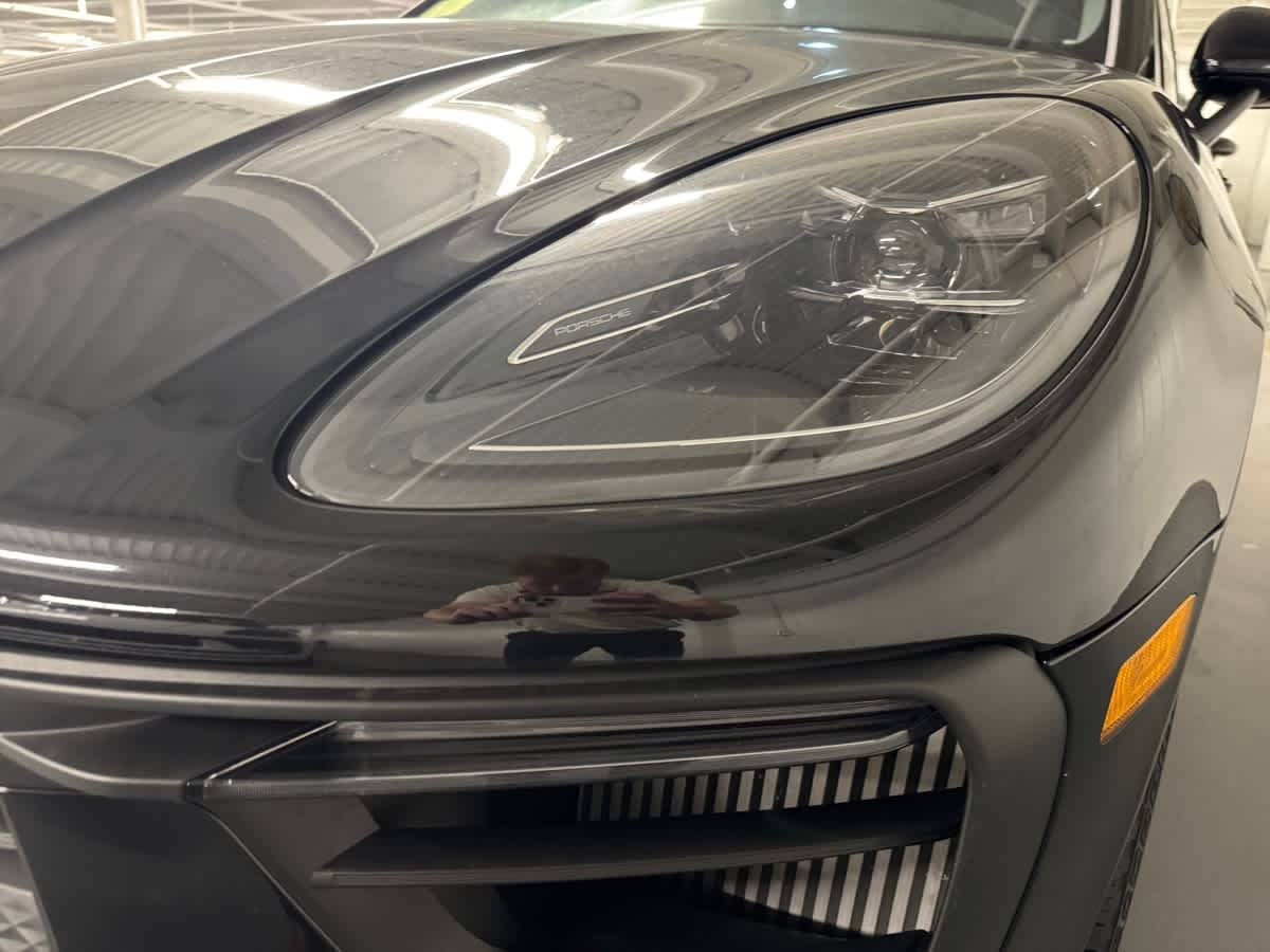 new 2025 Porsche Macan car