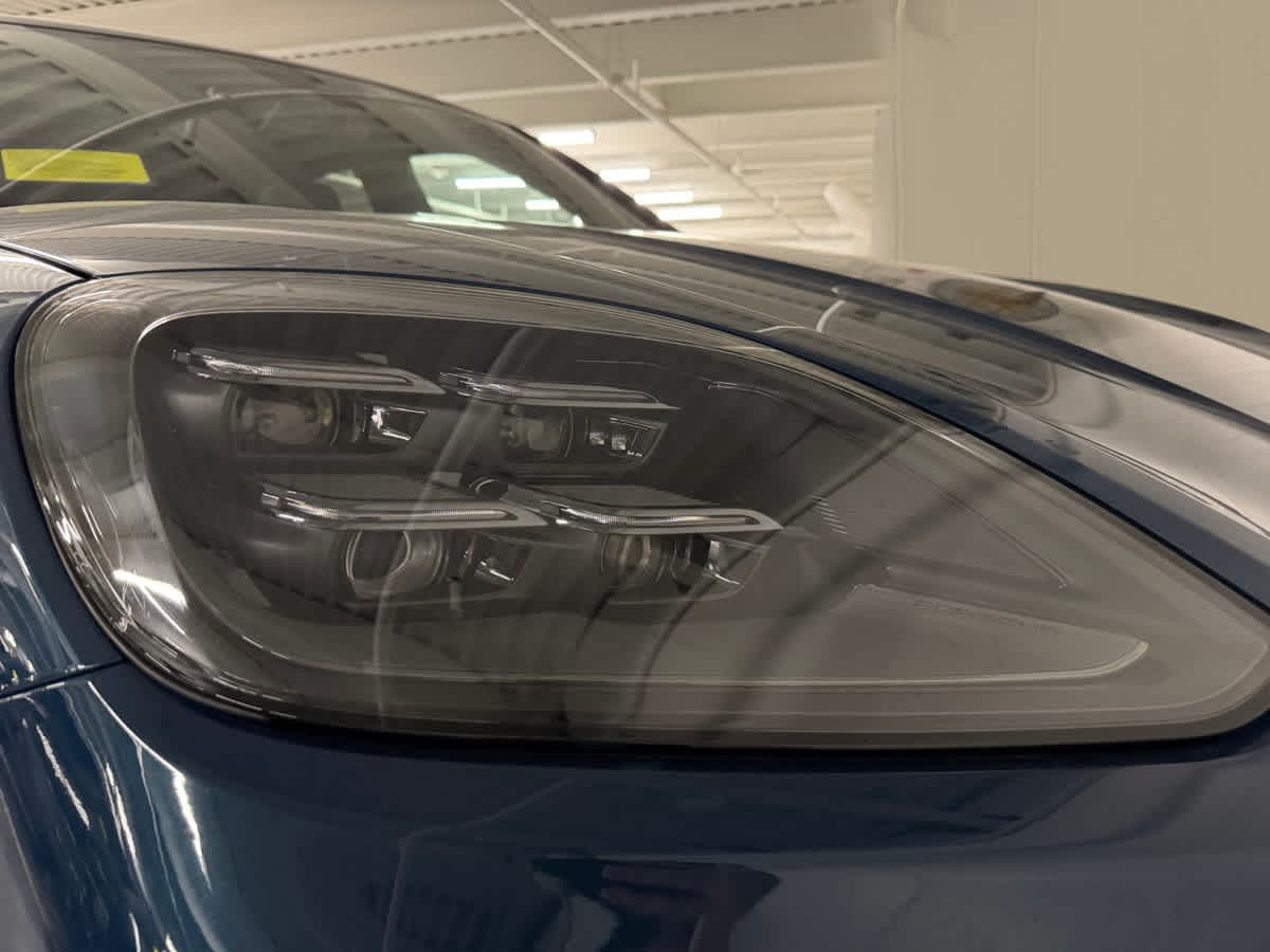 new 2025 Porsche Cayenne car