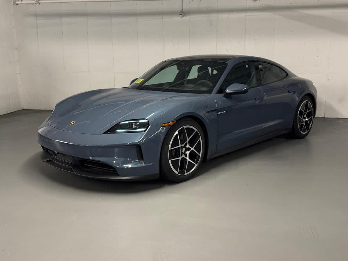new 2025 Porsche Taycan car