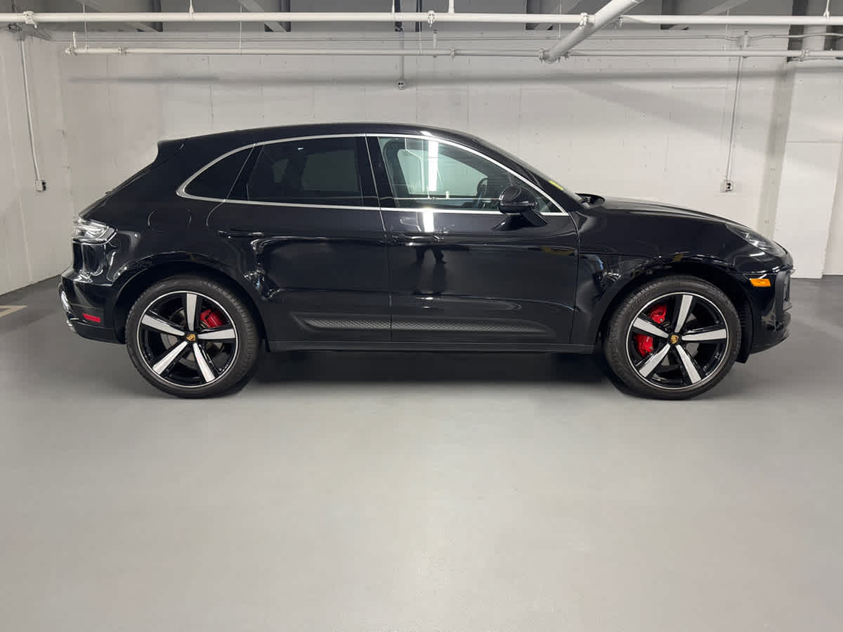 new 2025 Porsche Macan car