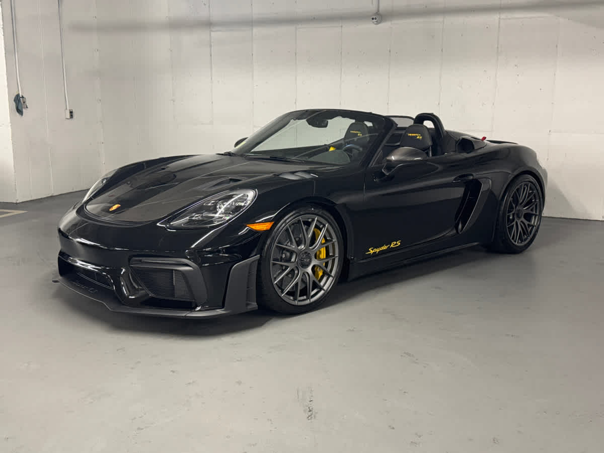 new 2025 Porsche 718 Spyder car