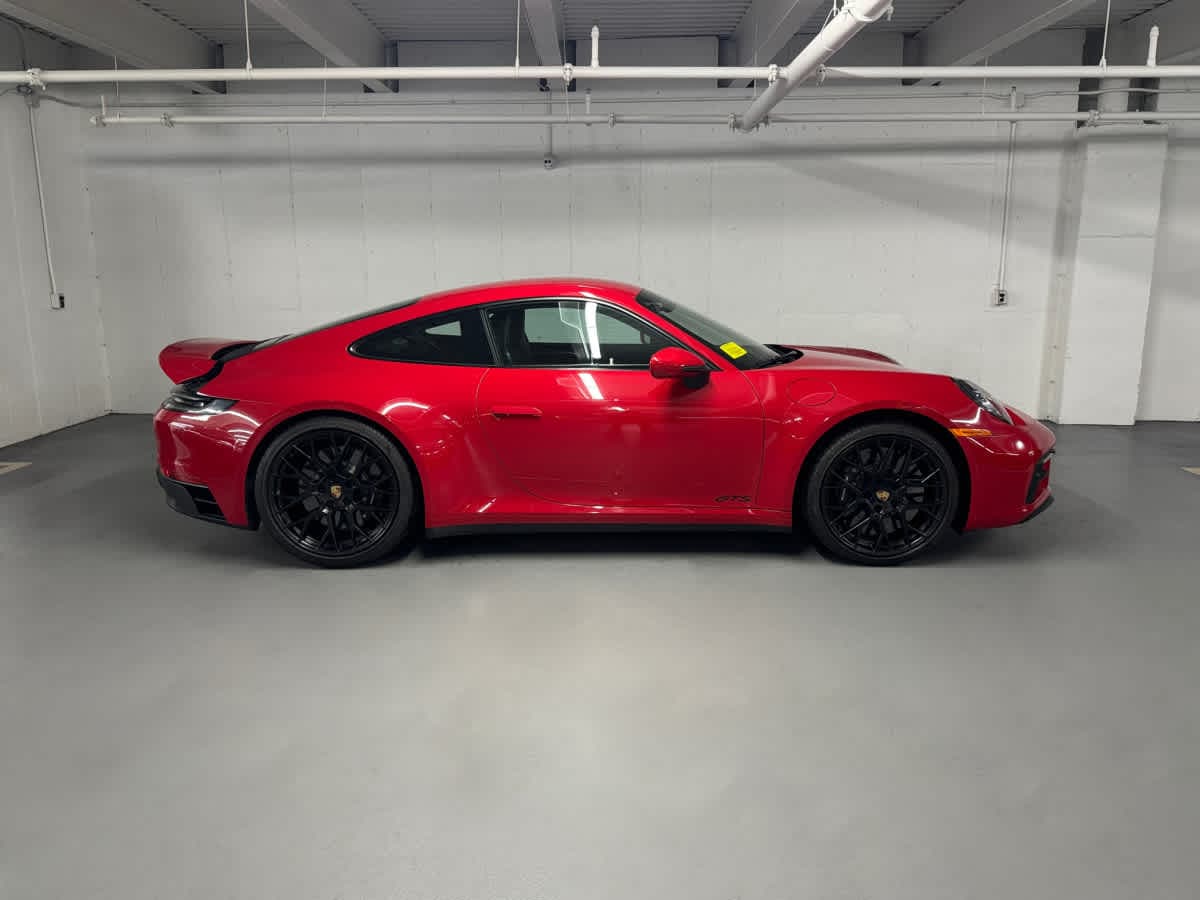 new 2024 Porsche 911 car