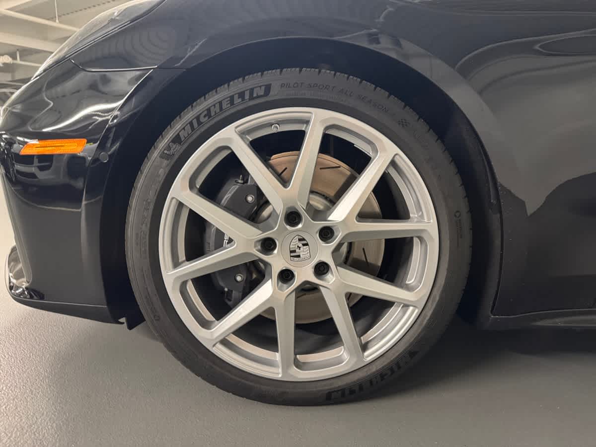 new 2026 Porsche Panamera car