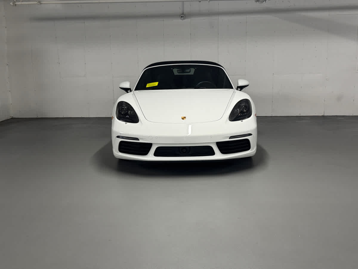 new 2024 Porsche 718 Boxster car