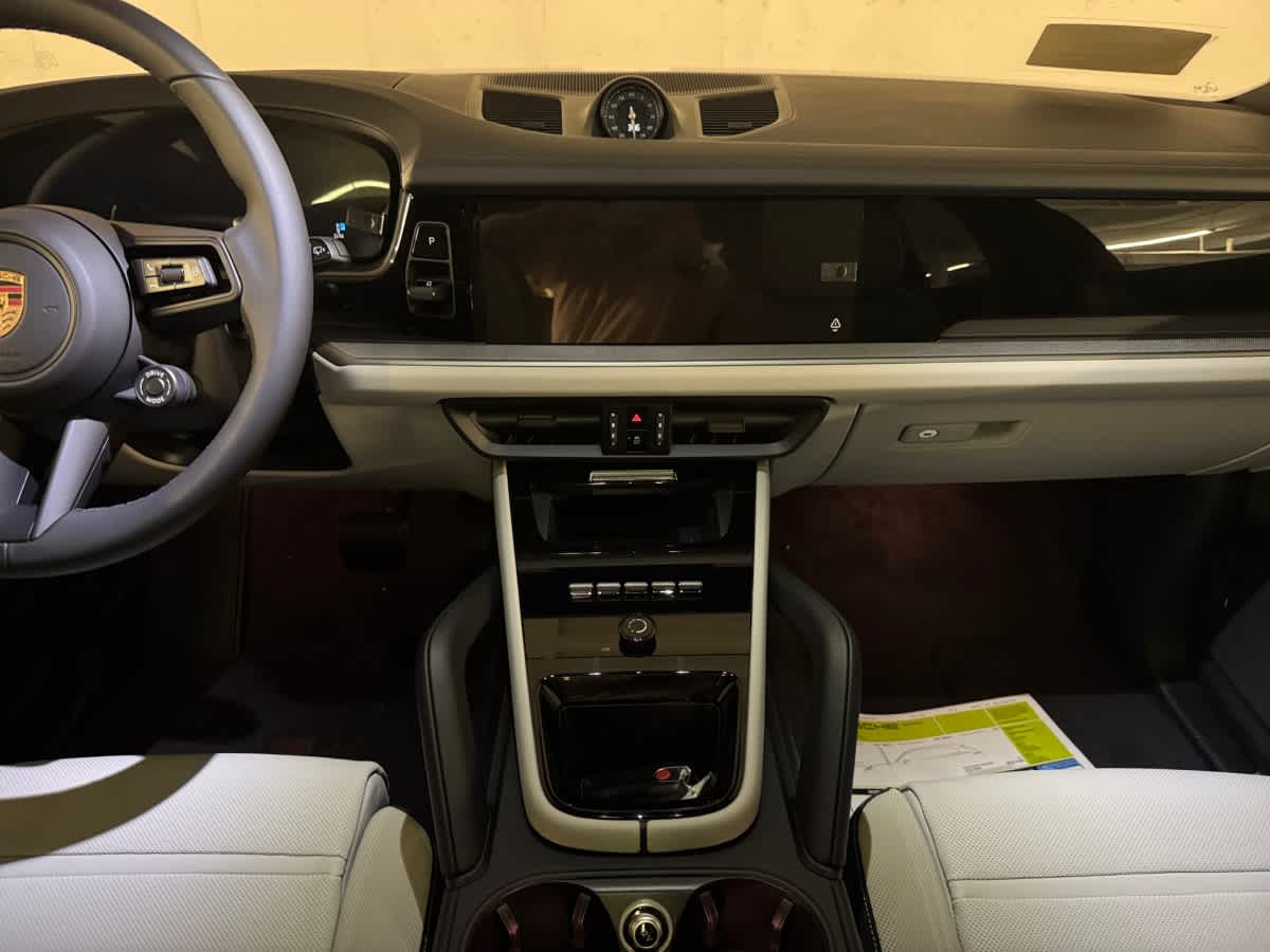 new 2025 Porsche Cayenne car