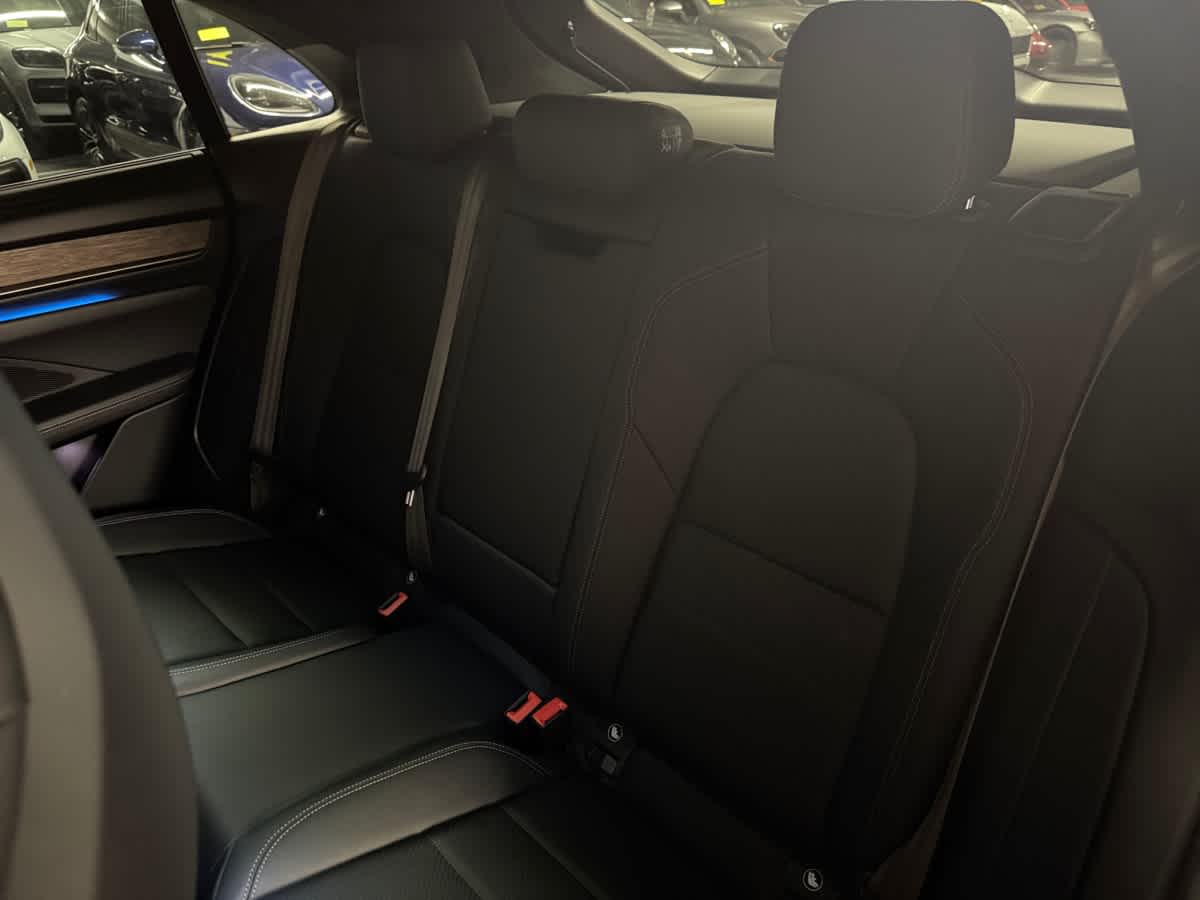 new 2025 Porsche Macan car