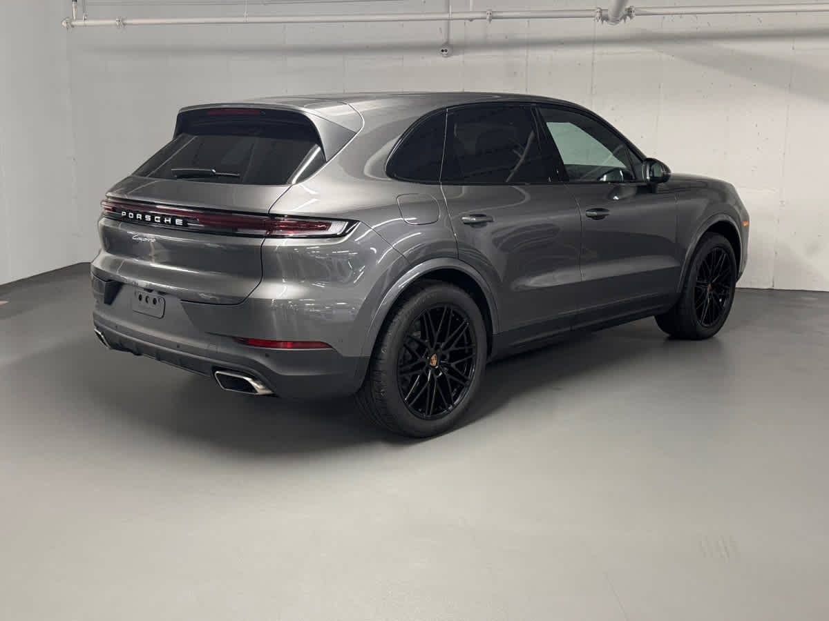 new 2025 Porsche Cayenne car